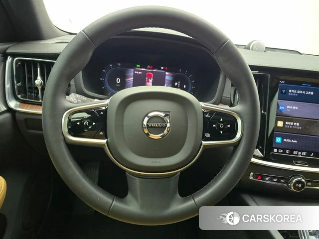 Volvo S60 3rd generation 2023 Серый из Кореи, фото 4