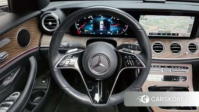 Mercedes-Benz E-Class W213 2022 Белый из Кореи, фото 4