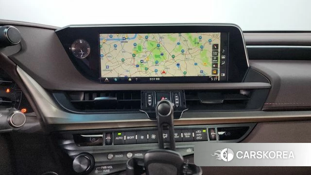 Lexus ES300h 7th generation 2019 Жемчужный цвет из Кореи, фото 4