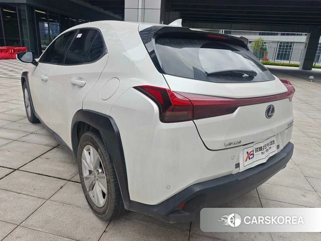 Lexus UX 2022 Белый из Китая, фото 4