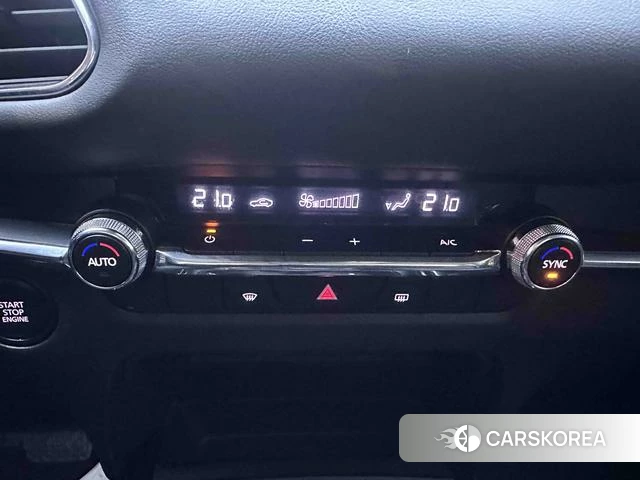 Mazda CX-30 2022 Белый из Китая, фото 4