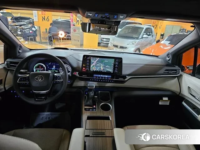 Toyota Sienna 4th Generation 2023 Белый из Кореи, фото 4