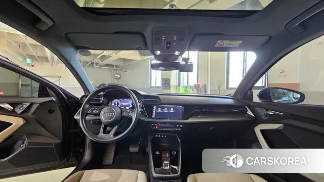 Audi A3 (8Y) 2024 Черный из Кореи, фото 4