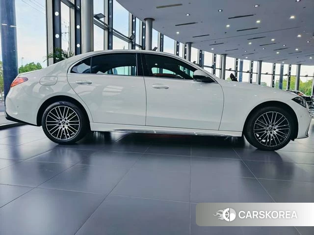 Mercedes-Benz Class C 2026 Белый из Китая, фото 4