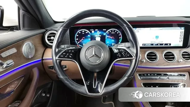 Mercedes-Benz E-Class W213 2021 Белый из Кореи, фото 4