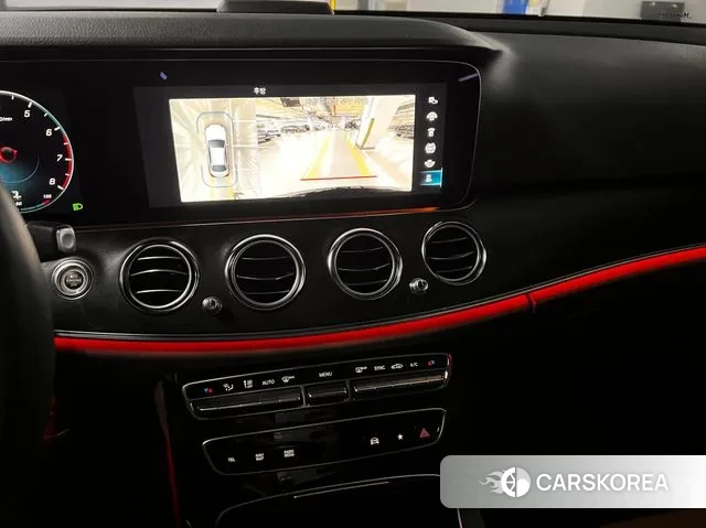 Mercedes-Benz E-Class W213 2023 Черный из Кореи, фото 4