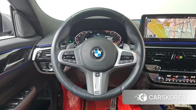 BMW 6 Series GT (G32) 2023 Серебристо-серый из Кореи, фото 4