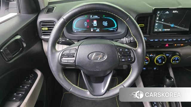 Hyundai Venue 2023 Белый из Кореи, фото 4