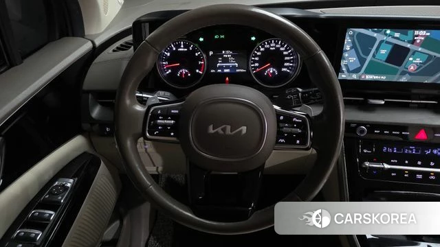 Kia Carnival 4th generation 2023 Черный из Кореи, фото 4