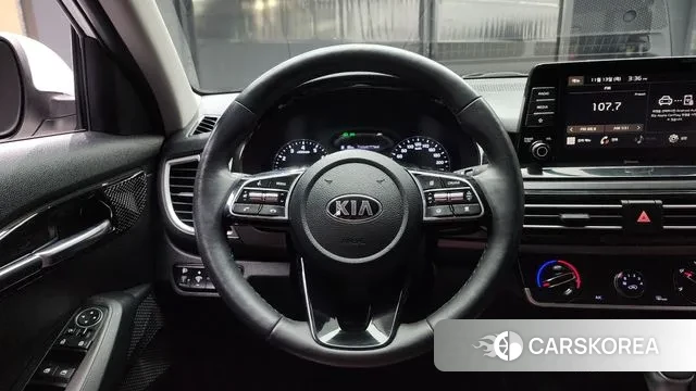 Kia Seltos 2021 Белый из Кореи, фото 4