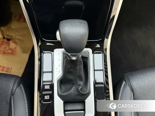 Kia K3 2022 Белый из Китая, фото 4
