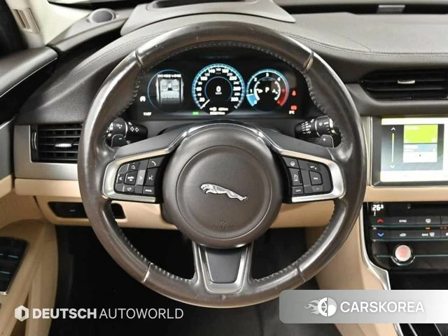 Jaguar XF (X260) 2018 Белый из Кореи, фото 4