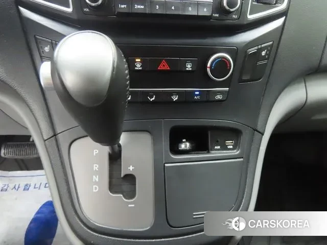 Hyundai The New Grand Starex 2021 Серебристо-серый из Кореи, фото 4