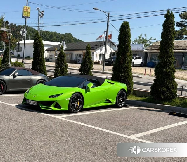 Lamborghini Huracan 2023 Светло-зеленый из Кореи, фото 4