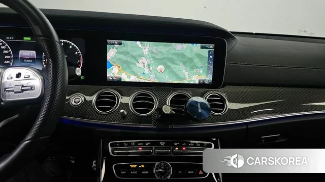 Mercedes-Benz E-Class W213 2020 Белый из Кореи, фото 4
