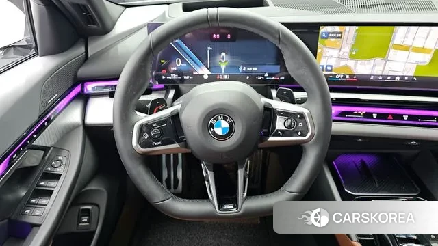 BMW 5 Series (G60) 2024 Белый из Кореи, фото 4