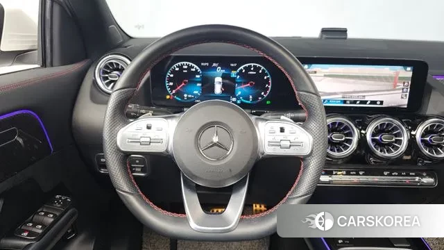 Mercedes-Benz GLA - Class H247 2023 Белый из Кореи, фото 4