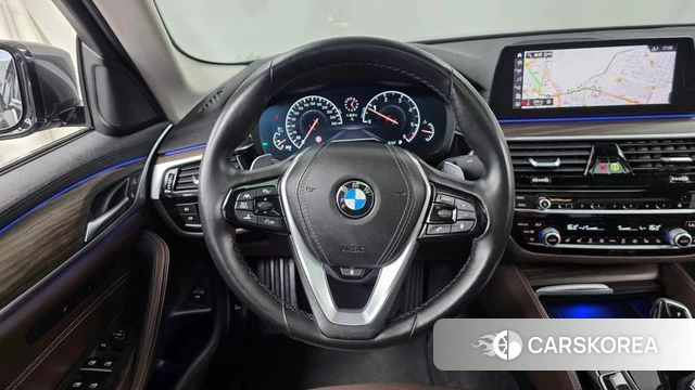 BMW 5 Series (G30) 2019 Серый из Кореи, фото 4