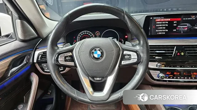 BMW 5 Series (G30) 2019 Белый из Кореи, фото 4