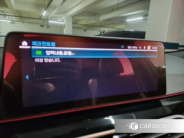 BMW 5 Series (G30) 2022 Черный из Кореи, фото 4