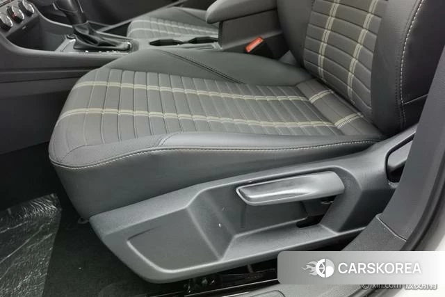 Volkswagen Lavida 2022 Белый из Китая, фото 4