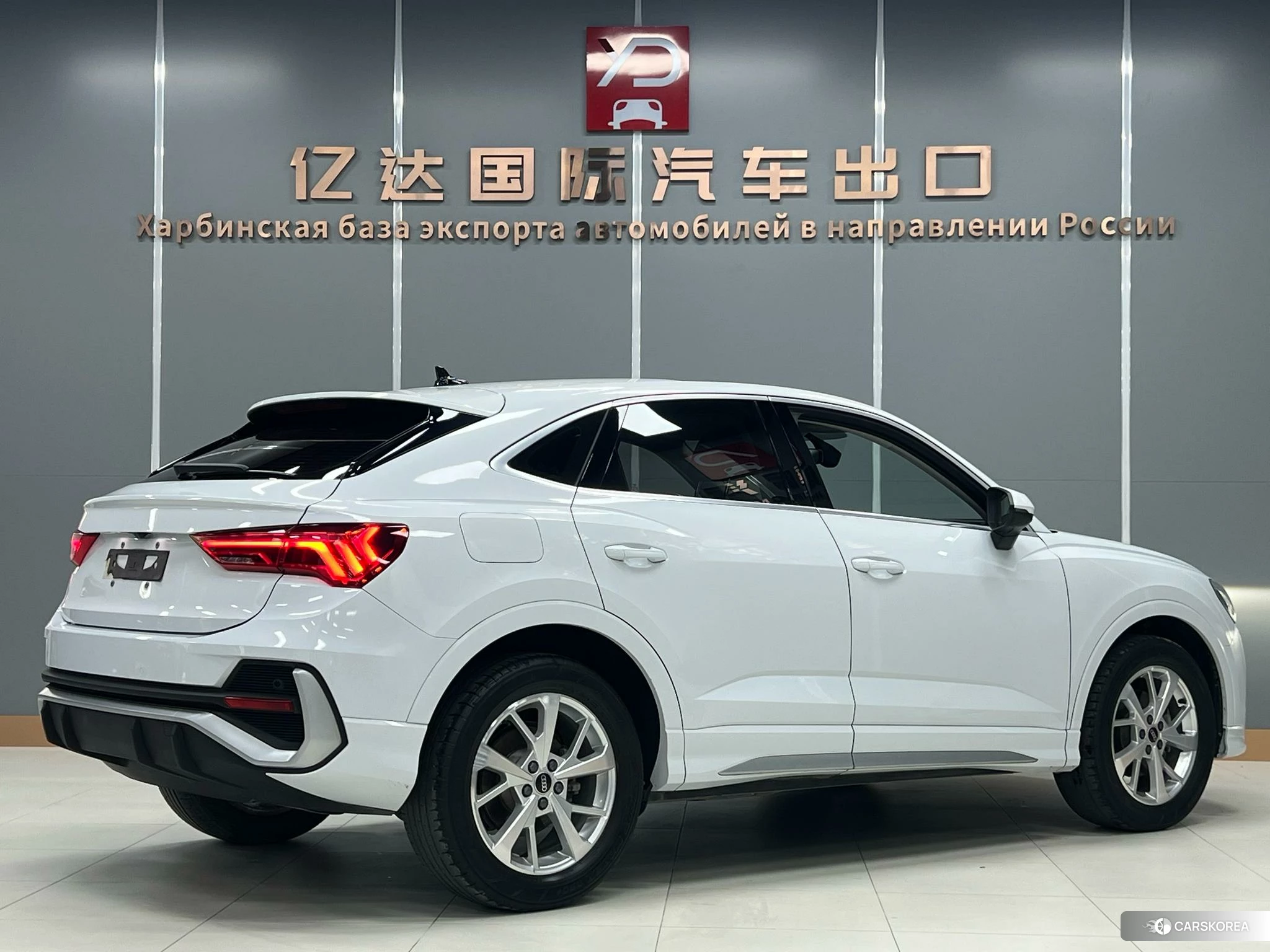 Audi Q3 Sportback 2021 Белый из Китая, фото 4