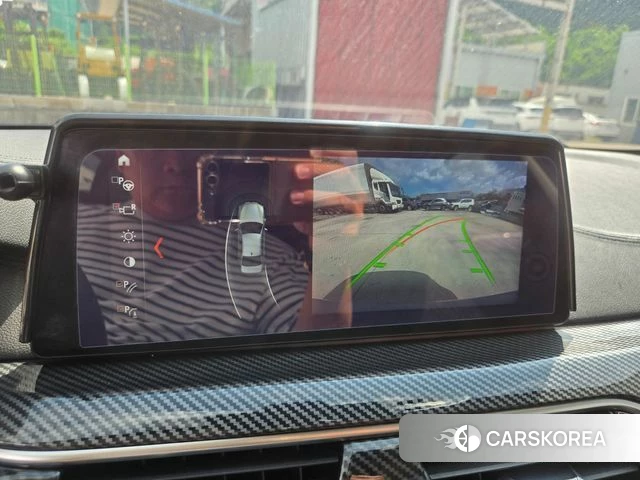 BMW 5 Series (G30) 2018 Серебристо-серый из Кореи, фото 4