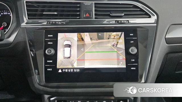 Volkswagen Tiguan second Generation 2020 Белый из Кореи, фото 4
