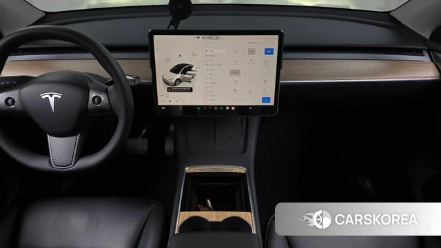 Tesla Model Y 2024 Белый из Кореи, фото 4