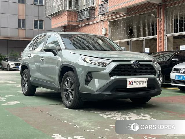 Toyota RAV4 Rongfang 2023 Серебристо-серый из Китая, фото 4