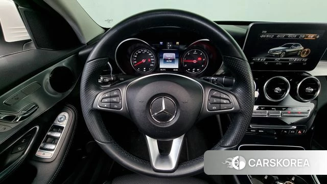 Mercedes-Benz C-Class W205 2018 Белый из Кореи, фото 4