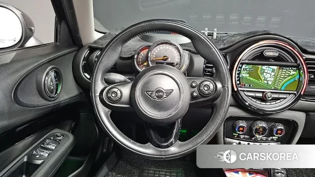 Mini Cooper D Clubman 2018 Черный из Кореи, фото 4