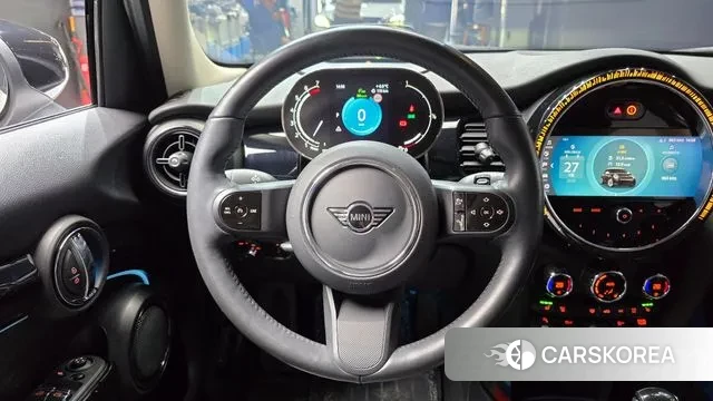 Mini Cooper 2023 Белый из Кореи, фото 4