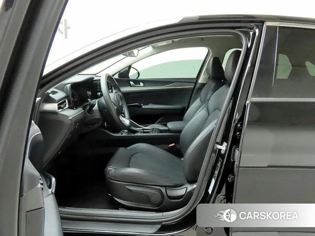 Kia K5 3rd generation 2023 Черный из Кореи, фото 4