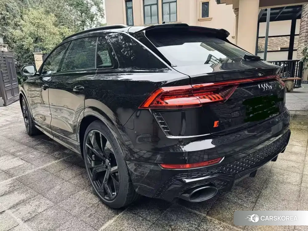 Audi RS Q8 2026 Черный из Китая, фото 4