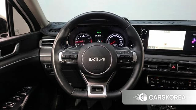 Kia K5 3rd generation 2023 Белый из Кореи, фото 4