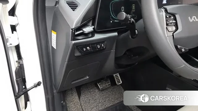 Kia Di Ol Nu Niro 2022 Белый из Кореи, фото 4