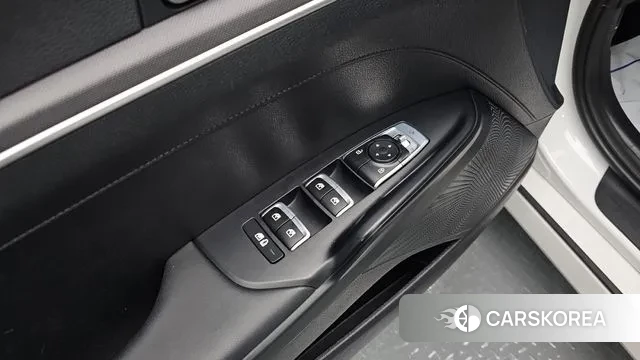 Kia K5 3rd generation 2023 Белый из Кореи, фото 4