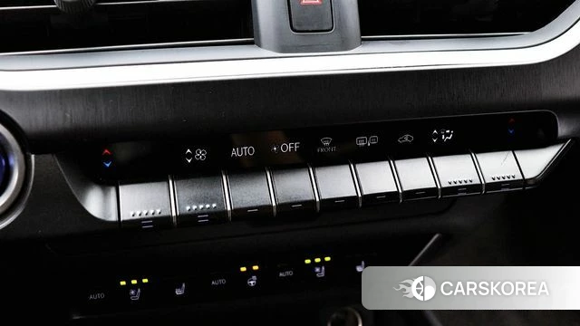 Lexus UX250h 2020 Красный из Кореи, фото 4
