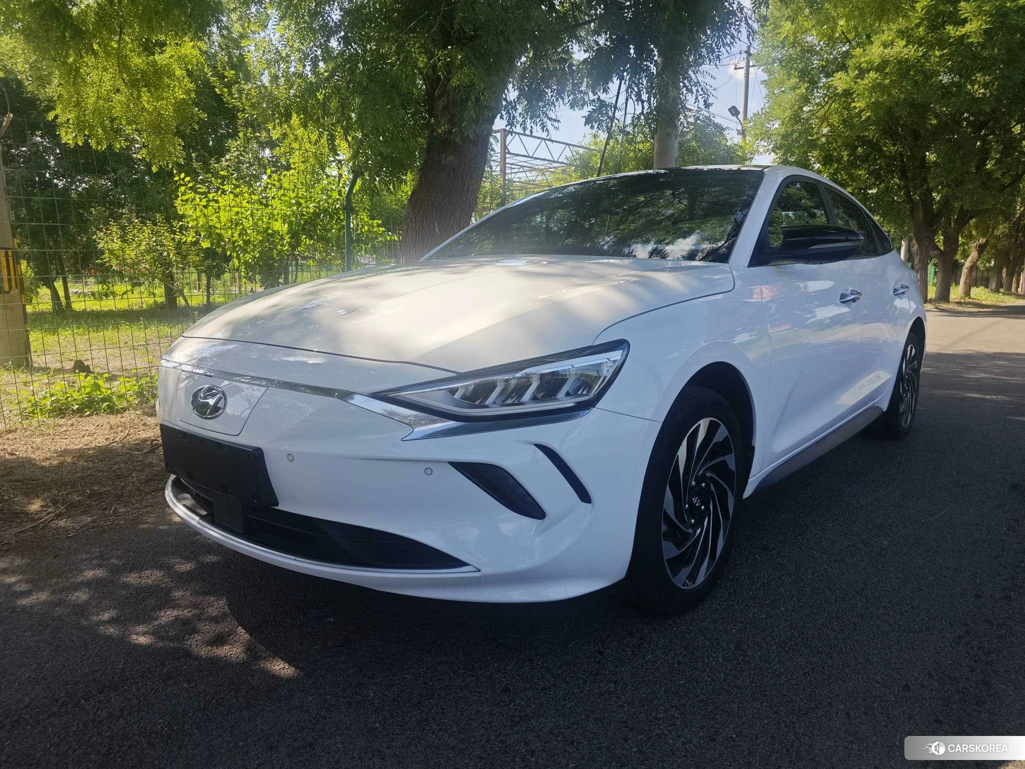 Hyundai Lafesta 2020 Белый из Китая, фото 4