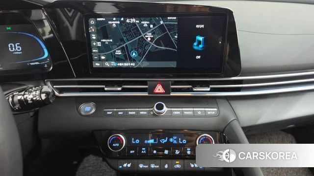 Hyundai The New Avante (CN7) 2024 Белый из Кореи, фото 4