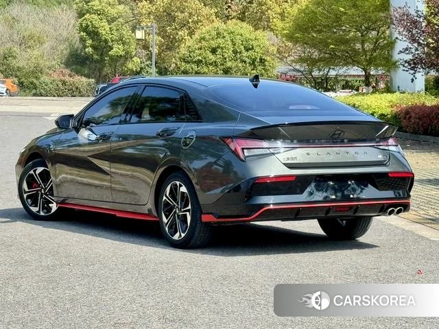 Hyundai Elantra 2024 Темно-серый из Китая, фото 4