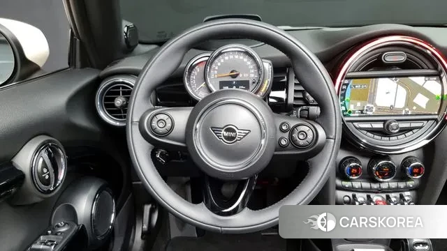 Mini Cooper Convertible 2020 Жемчужный цвет из Кореи, фото 4