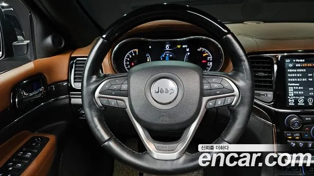 Jeep Grand Cherokee 2021 Черный из Кореи, фото 4