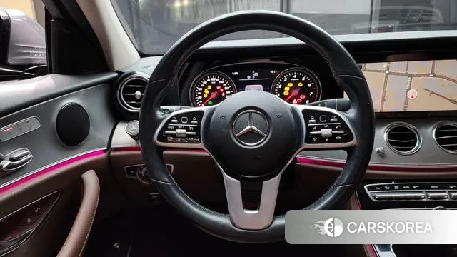 Mercedes-Benz E-Class W213 2019 Серый из Кореи, фото 4