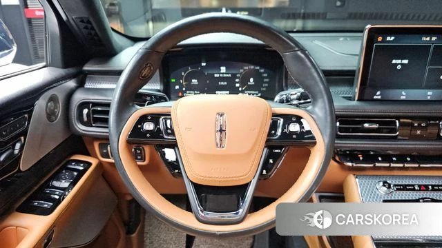 Lincoln Aviator 2nd generation 2022 Белый из Кореи, фото 4