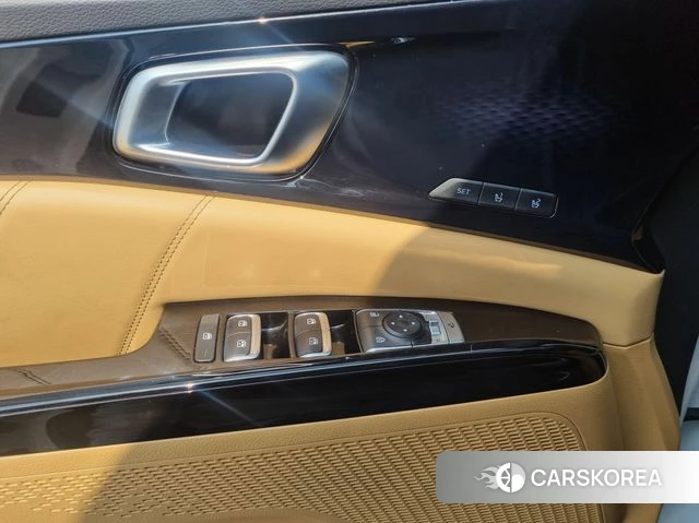 Kia Carnival 4th generation 2023 Белый из Кореи, фото 4