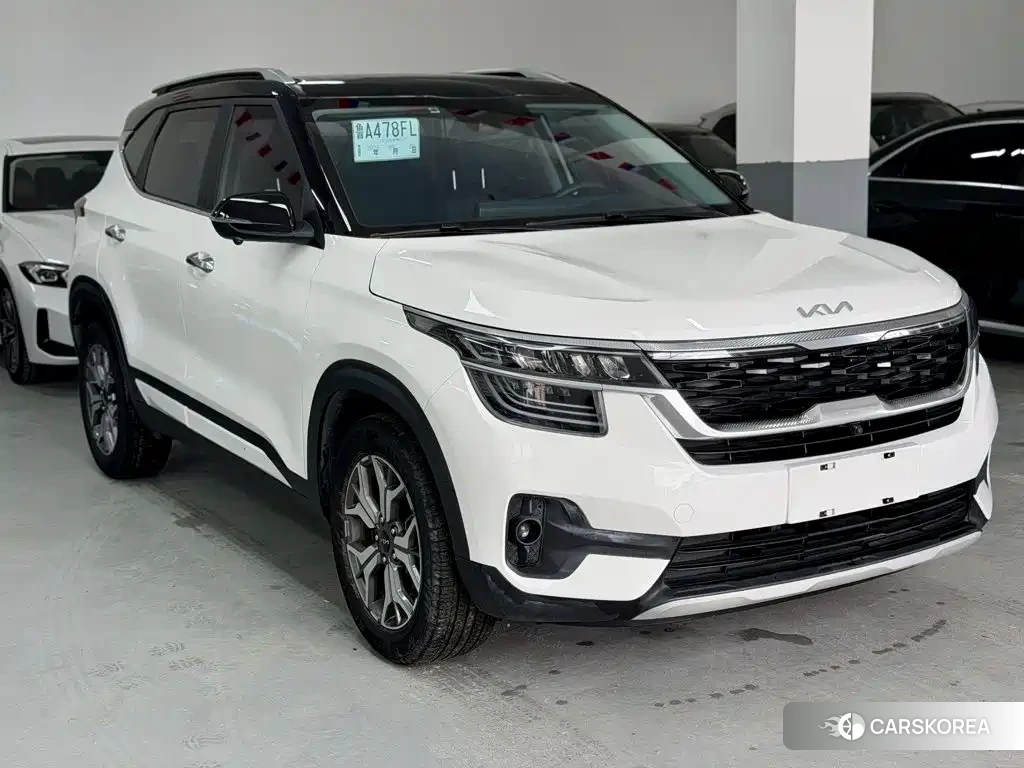 Kia KX3 2022 Белый из Китая, фото 4