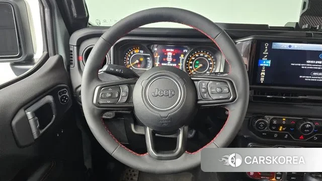 Jeep Wrangler (JL) 2024 Светло-серебряный цвет из Кореи, фото 4