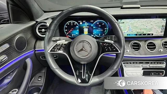 Mercedes-Benz E-Class W213 2021 Серый из Кореи, фото 4